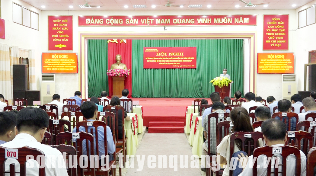 Ban chỉ đạo DDCI huyện Sơn Dương đối thoại với doanh nghiệp