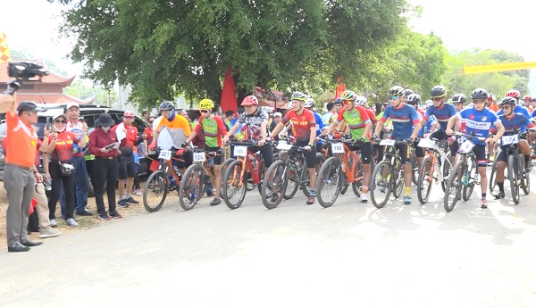 Giải đua xe đạp địa hình Tuyên Quang mở rộng năm 2022
