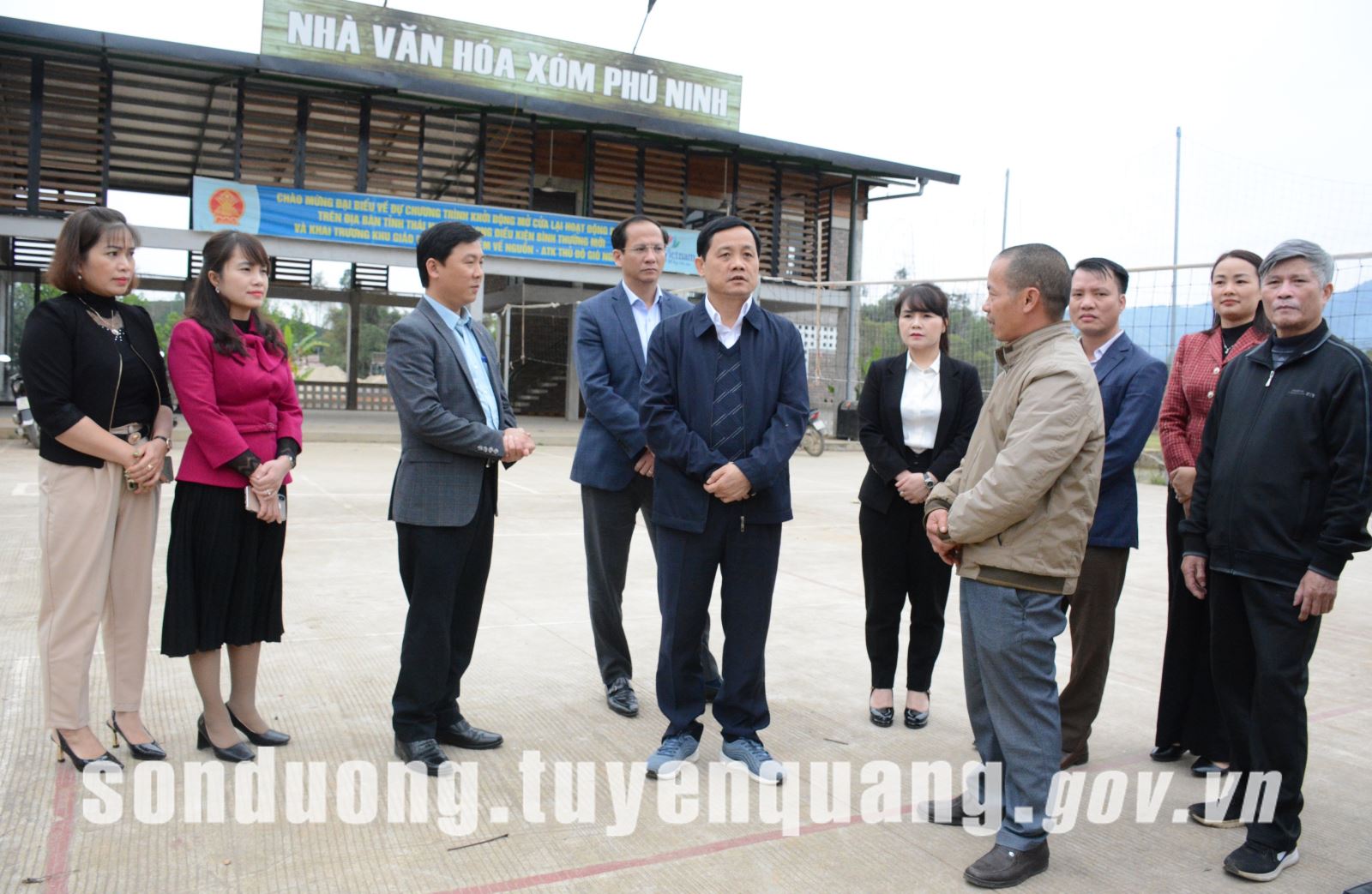Đoàn công tác của tỉnh và huyện học tập kinh nghiệm xây dựng huyện đạt chuẩn nông thôn mới tại Định Hoá, Thái Nguyên